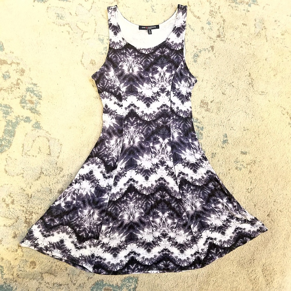 Cute festival dress in excellent condition